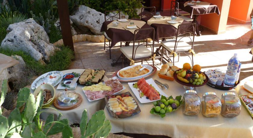 Pozzillo San Rocco Bed & Breakfast Arnesano ภายนอก รูปภาพ