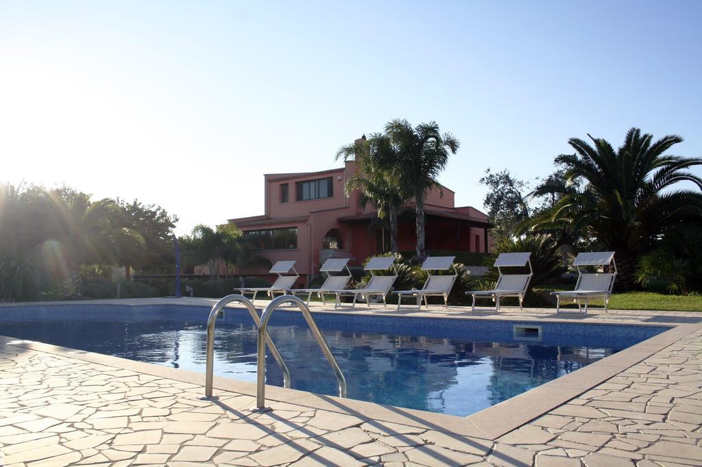Pozzillo San Rocco Bed & Breakfast Arnesano ภายนอก รูปภาพ